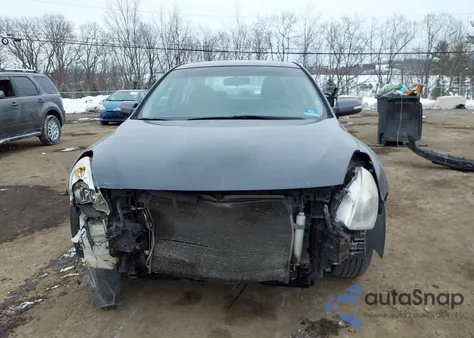 2010 Nissan Altima 2.5 S z USA, uszkodzony, nr VIN 1N4AL2AP8AN549720